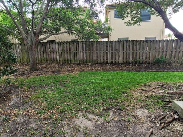 22731 SW 88th Pl 101, Cutler Bay FL 33190