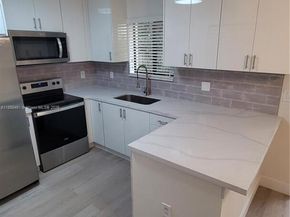 22731 SW 88th Pl 101, Cutler Bay FL 33190
