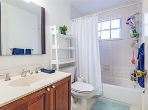 370 SE 2nd Ave G3, Deerfield Beach FL 33441