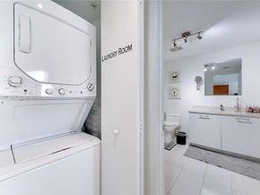 3250 NE 1st Ave 811, Miami FL 33137