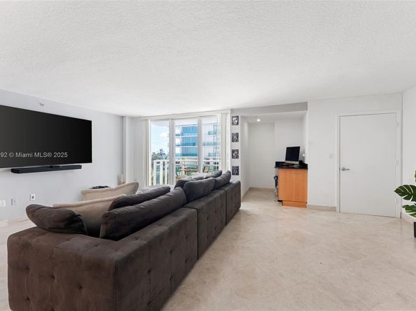 6917 Collins Ave 607, Miami Beach FL 33141