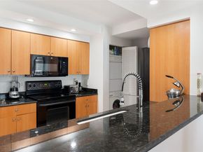 6917 Collins Ave 607, Miami Beach FL 33141