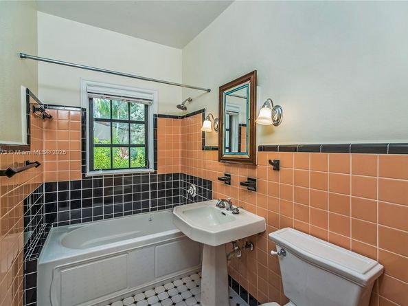 234 Alesio Ave, Coral Gables FL 33134