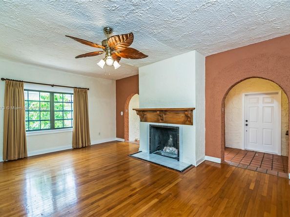 234 Alesio Ave, Coral Gables FL 33134