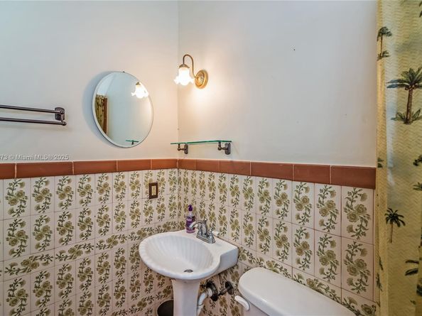 234 Alesio Ave, Coral Gables FL 33134