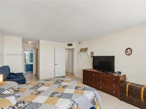 2851 NE 183rd St 2012E, Aventura FL 33160