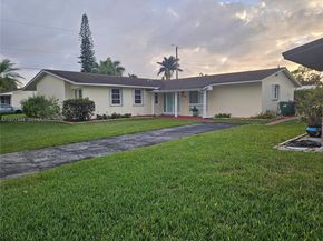 19112 SW 95th Ave, Cutler Bay FL 33157