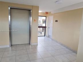 5249 NW 7th St 511, Miami FL 33126