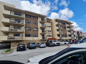 5249 NW 7th St 511, Miami FL 33126