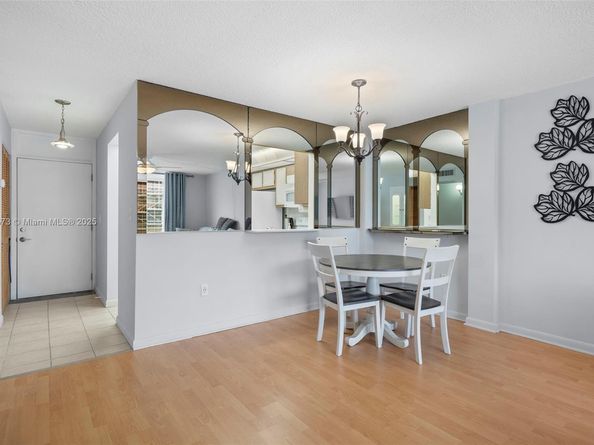 3551 NE 169th St 212, North Miami Beach FL 33160