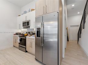 4440 NW 8th Ct, Plantation FL 33317