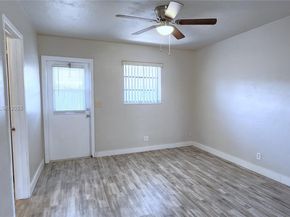 2901 Polk St 14, Hollywood FL 33020