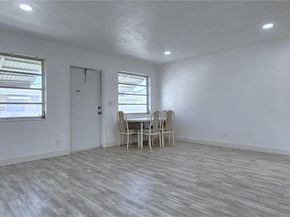 2901 Polk St 14, Hollywood FL 33020