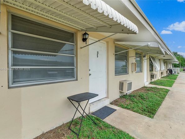 2901 Polk St 14, Hollywood FL 33020