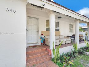 538 NW 20th Ave, Miami FL 33125