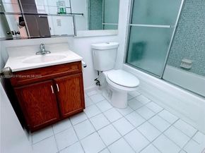 8435 Sunrise Lakes BLV 104, Sunrise FL 33322