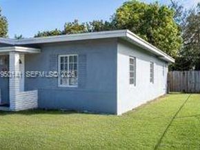 13645 NW 3rd Ave, North Miami FL 33168