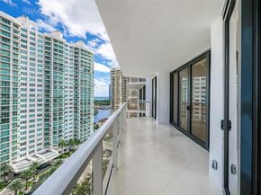 20281 E Country Club Dr 1412, Aventura FL 33180