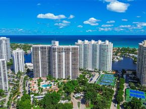 20281 E Country Club Dr 1412, Aventura FL 33180