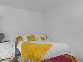555 NE 123rd St 218A, North Miami FL 33161