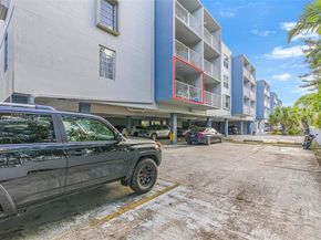 555 NE 123rd St 218A, North Miami FL 33161