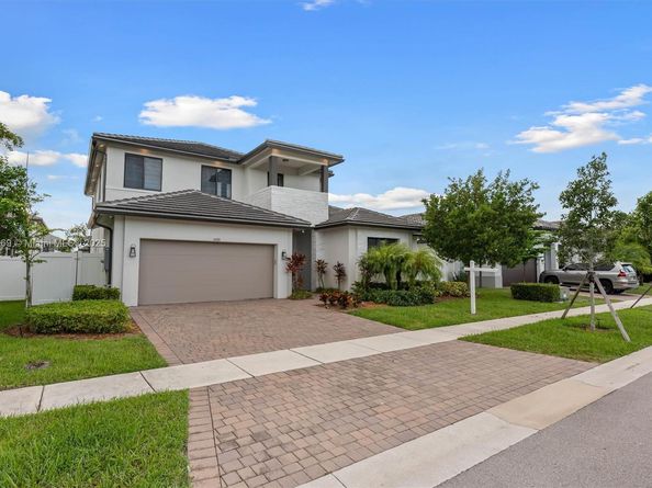4406 SW 176th Ave, Miramar FL 33029