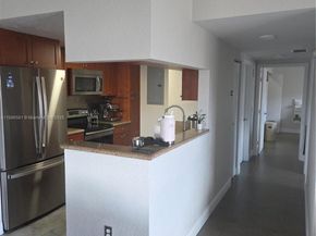 36 NW 6th Ave TS9, Miami FL 33128