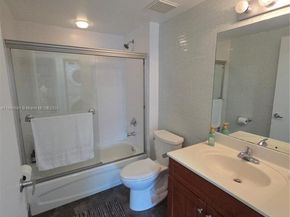 36 NW 6th Ave TS9, Miami FL 33128