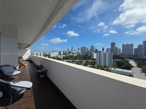 36 NW 6th Ave TS9, Miami FL 33128