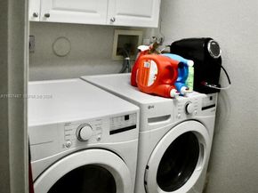 1352 NW 129th Way, Sunrise FL 33323