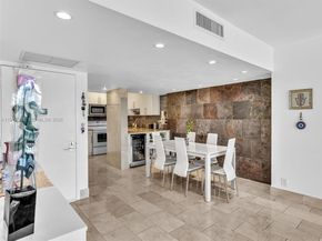 20335 W Country Club Dr 310, Aventura FL 33180