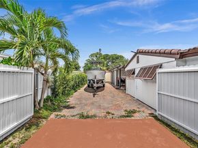 2041 NE 181st St, North Miami Beach FL 33162