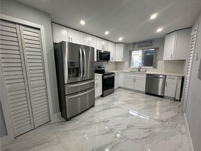 14121 SW 47th St, Miami FL 33175