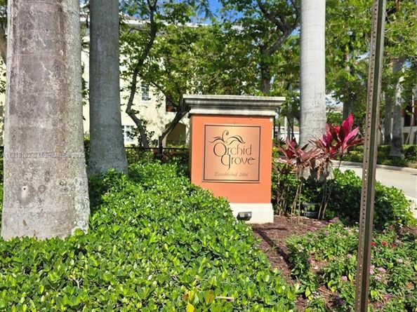 146 SW 7th Ct, Pompano Beach FL 33060