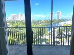 3475 N Country Club Dr 716, Aventura FL 33180