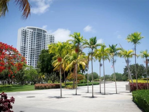 1919 Van Buren St 505A, Hollywood FL 33020