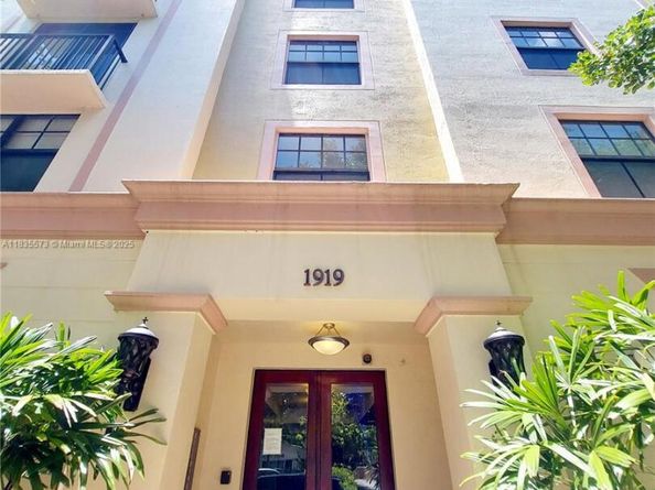 1919 Van Buren St 505A, Hollywood FL 33020