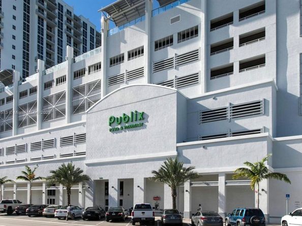 1919 Van Buren St 505A, Hollywood FL 33020
