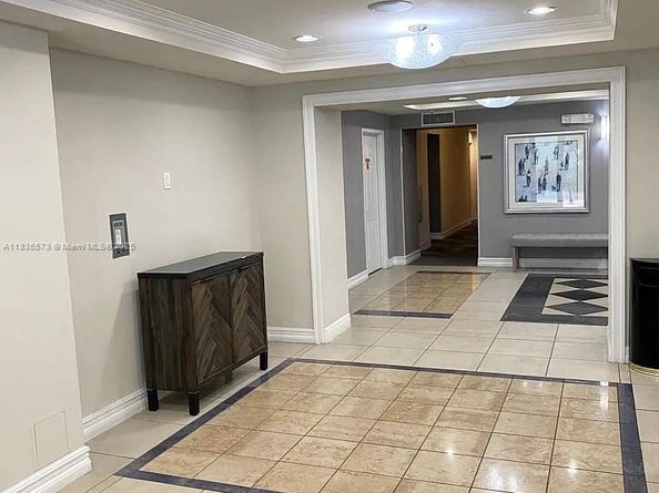 1919 Van Buren St 505A, Hollywood FL 33020