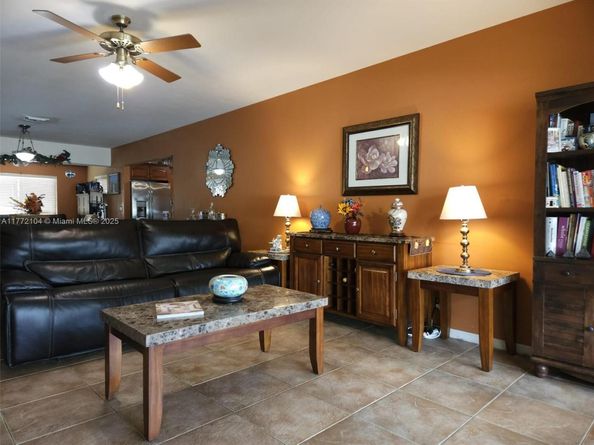 4014 Johnson St, Hollywood FL 33021