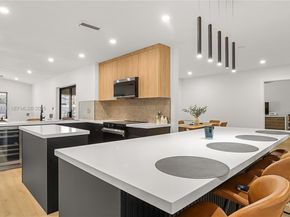 1462 SW 25th Ave, Deerfield Beach FL 33442