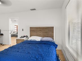 1462 SW 25th Ave, Deerfield Beach FL 33442