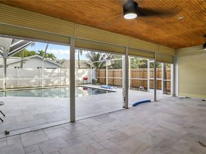 1462 SW 25th Ave, Deerfield Beach FL 33442