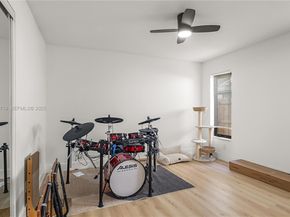 1462 SW 25th Ave, Deerfield Beach FL 33442