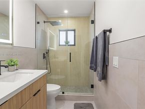 1462 SW 25th Ave, Deerfield Beach FL 33442