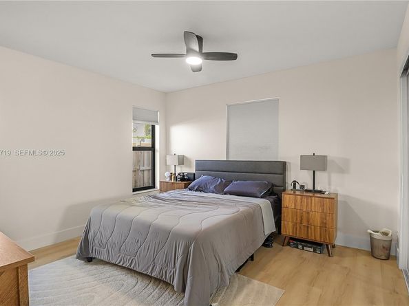 1462 SW 25th Ave, Deerfield Beach FL 33442