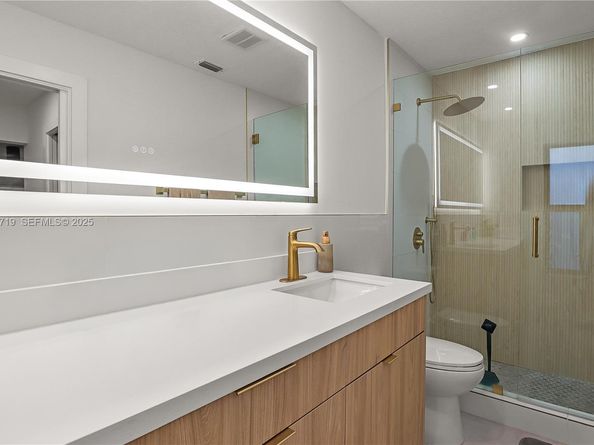 1462 SW 25th Ave, Deerfield Beach FL 33442