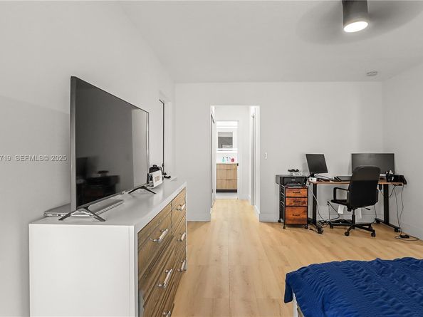 1462 SW 25th Ave, Deerfield Beach FL 33442