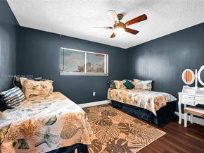 1500 SW 98th Ave, Pembroke Pines FL 33025