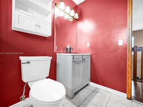 1500 SW 98th Ave, Pembroke Pines FL 33025